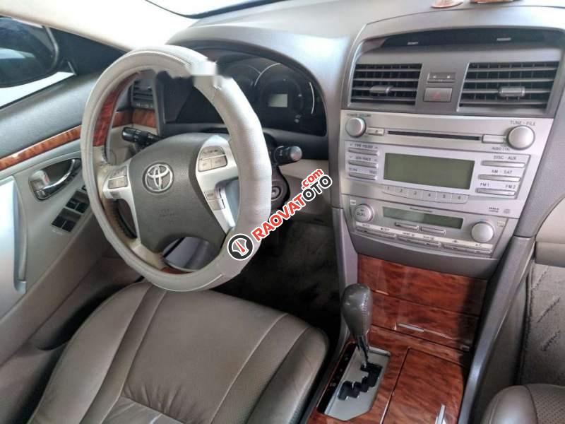 Bán lại xe Toyota Camry 2.4 đời 2008, màu đen, chính chủ-3