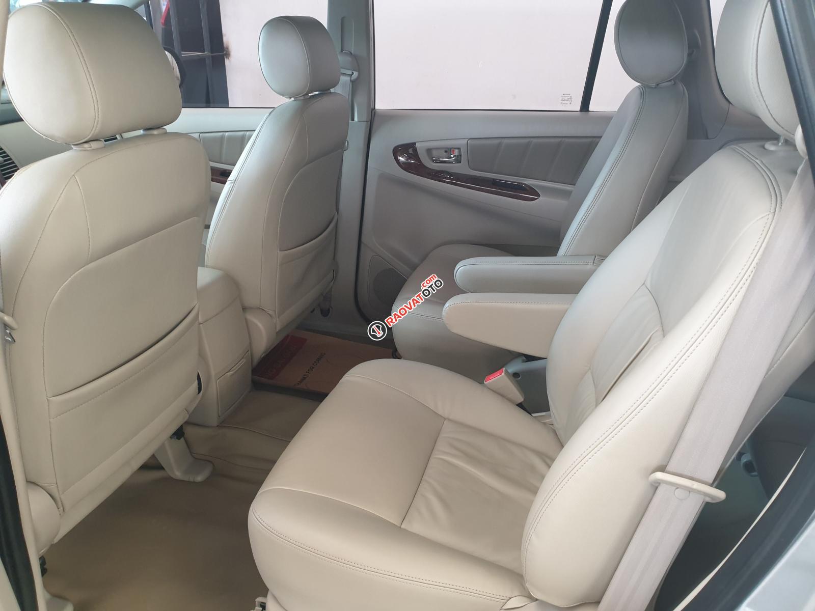 Bán Innova V, tự động, chỉ 260tr nhận xe-3