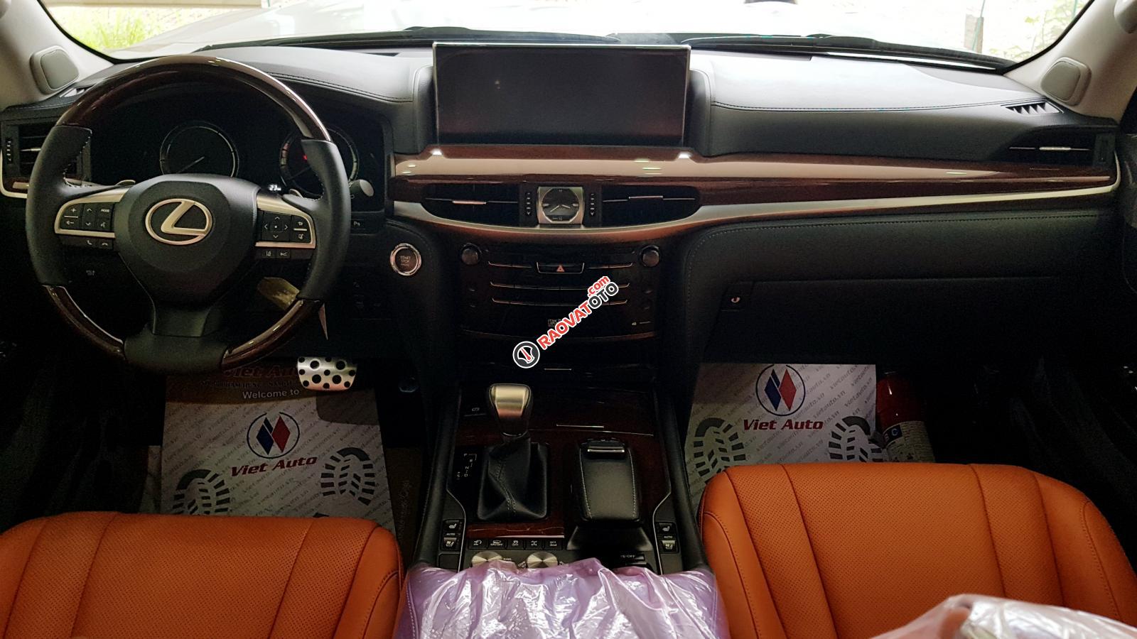 Bán Lexus LX 570S Super Sport sản xuất 2019 màu trắng nội thất nâu-4
