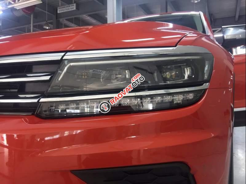 Bán Volkswagen Tiguan đời 2019, màu đỏ, xe nhập-5
