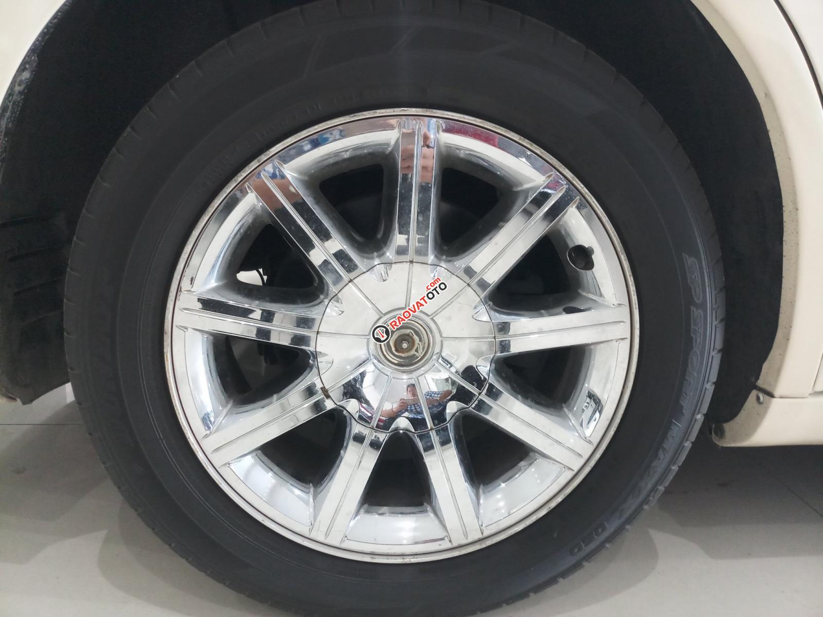Cần bán xe Chrysler 300 3.5AT đời 2010, màu trắng, xe nhập-9