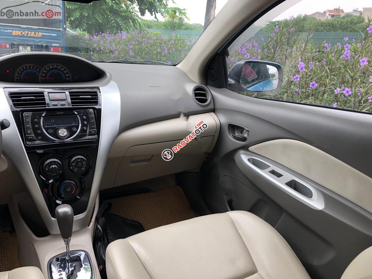 Cần bán Toyota Vios 1.5G 2010, màu xanh lam, xe còn mới-9