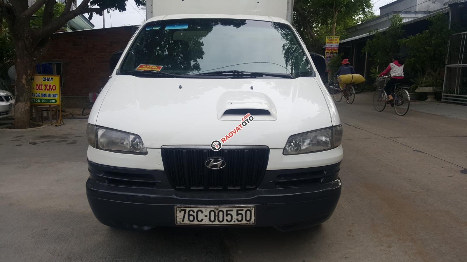 Bán xe Hyundai Libero đời 2001, màu trắng, nhập khẩu-4