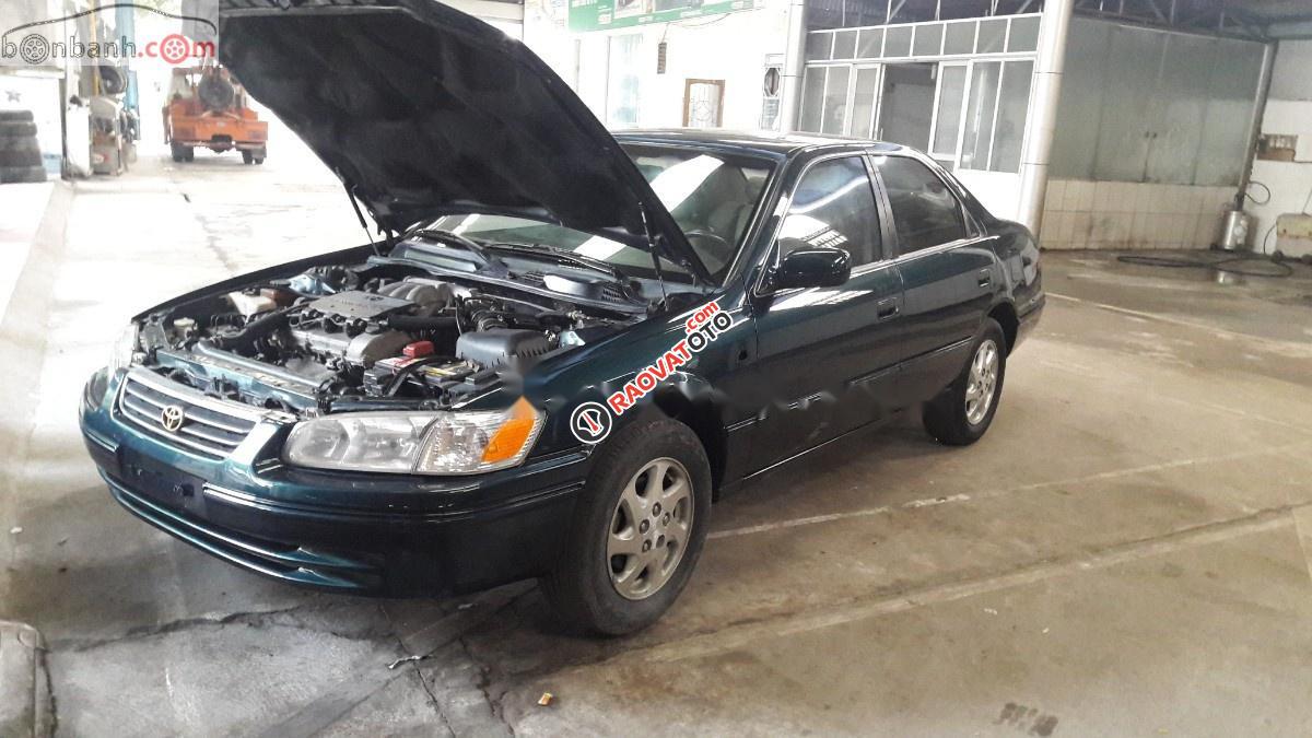 Bán Toyota Camry 3.0 V6 năm sản xuất 2001, màu xanh lam-5