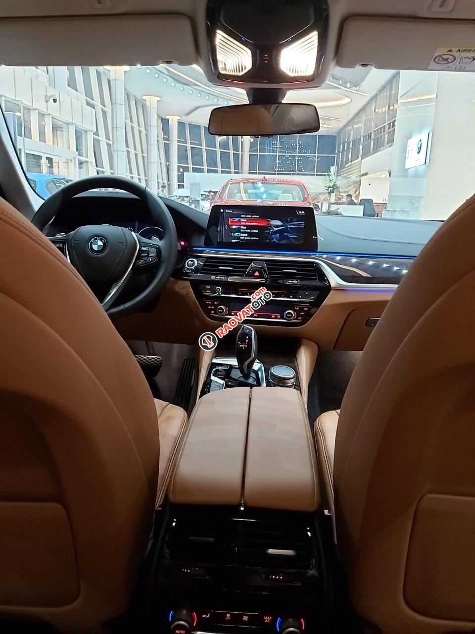 Bán BMW 530i All New 2019 khuyến mãi 75tr, hỗ trợ vay 85%-6