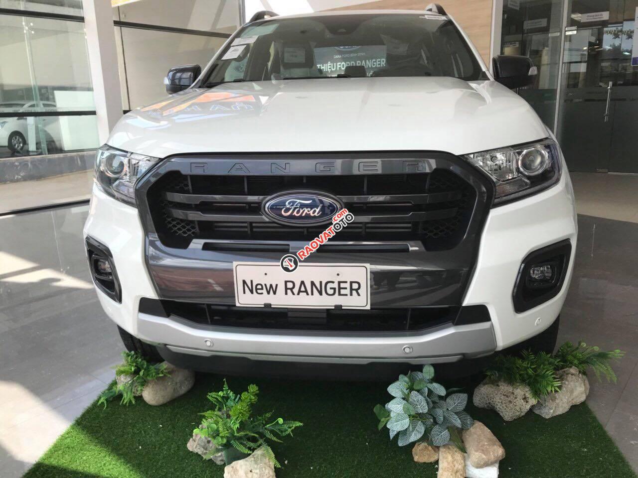 Bán Ford Ranger Wildtrack sản xuất năm 2019, màu trắng-3