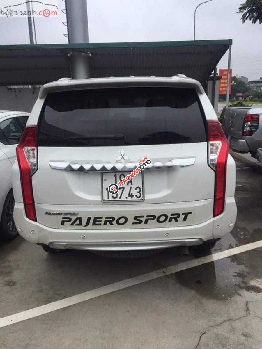 Cần bán Mitsubishi Pajero Sport Xăng đời 2018, màu trắng, xe nhập số tự động-1