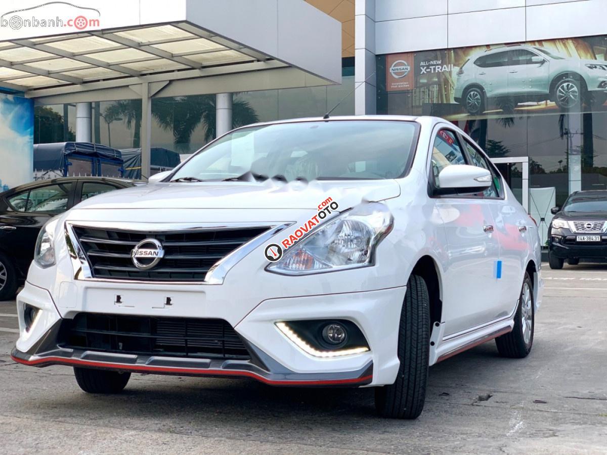 Bán Nissan Sunny XT Premium năm sản xuất 2019, màu trắng -6