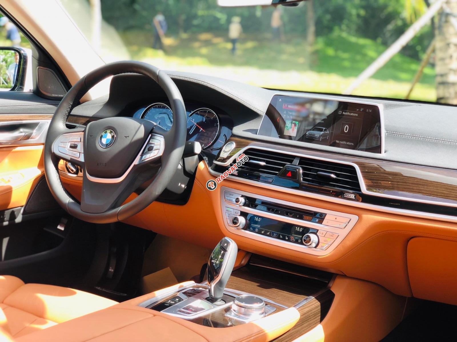 Bán BMW 730i 2019 nhập khẩu, giảm trực tiếp 145tr-0