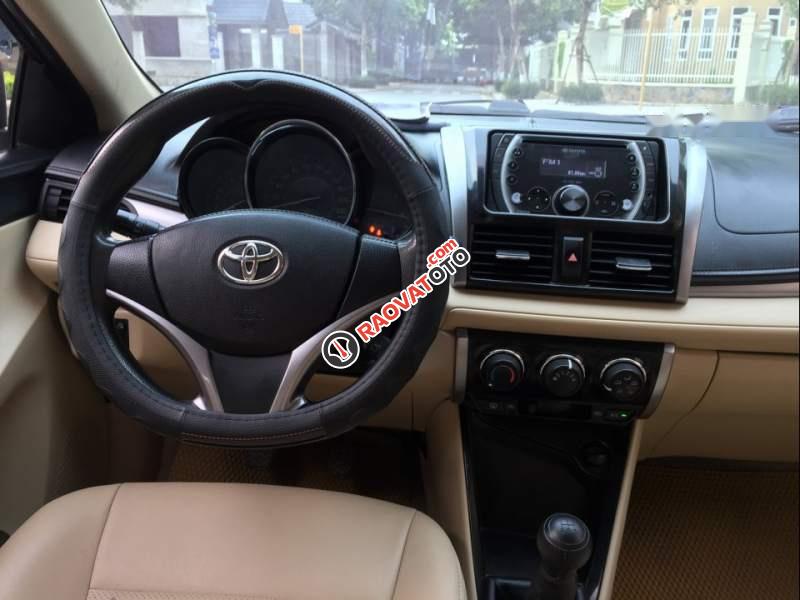 Bán Toyota Vios 1.5E đời 2015, màu đen, xe gia đình -2