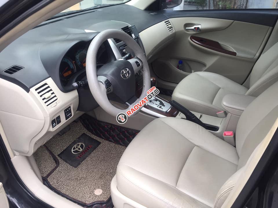 Cần bán xe Toyota Altis 2012 số tự động màu đen-5