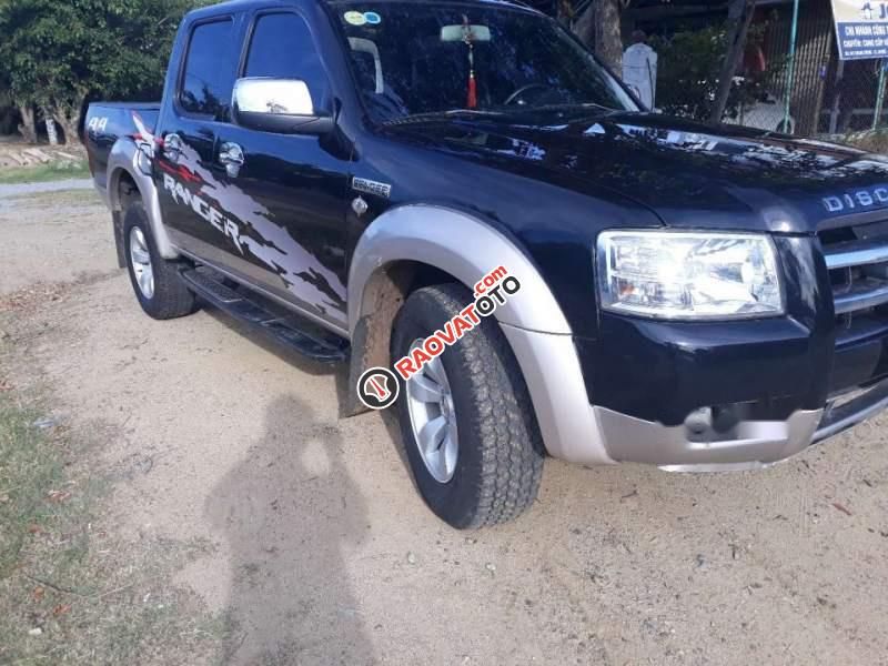 Bán Ford Ranger XLT 2009, màu đen, xe còn mới-2