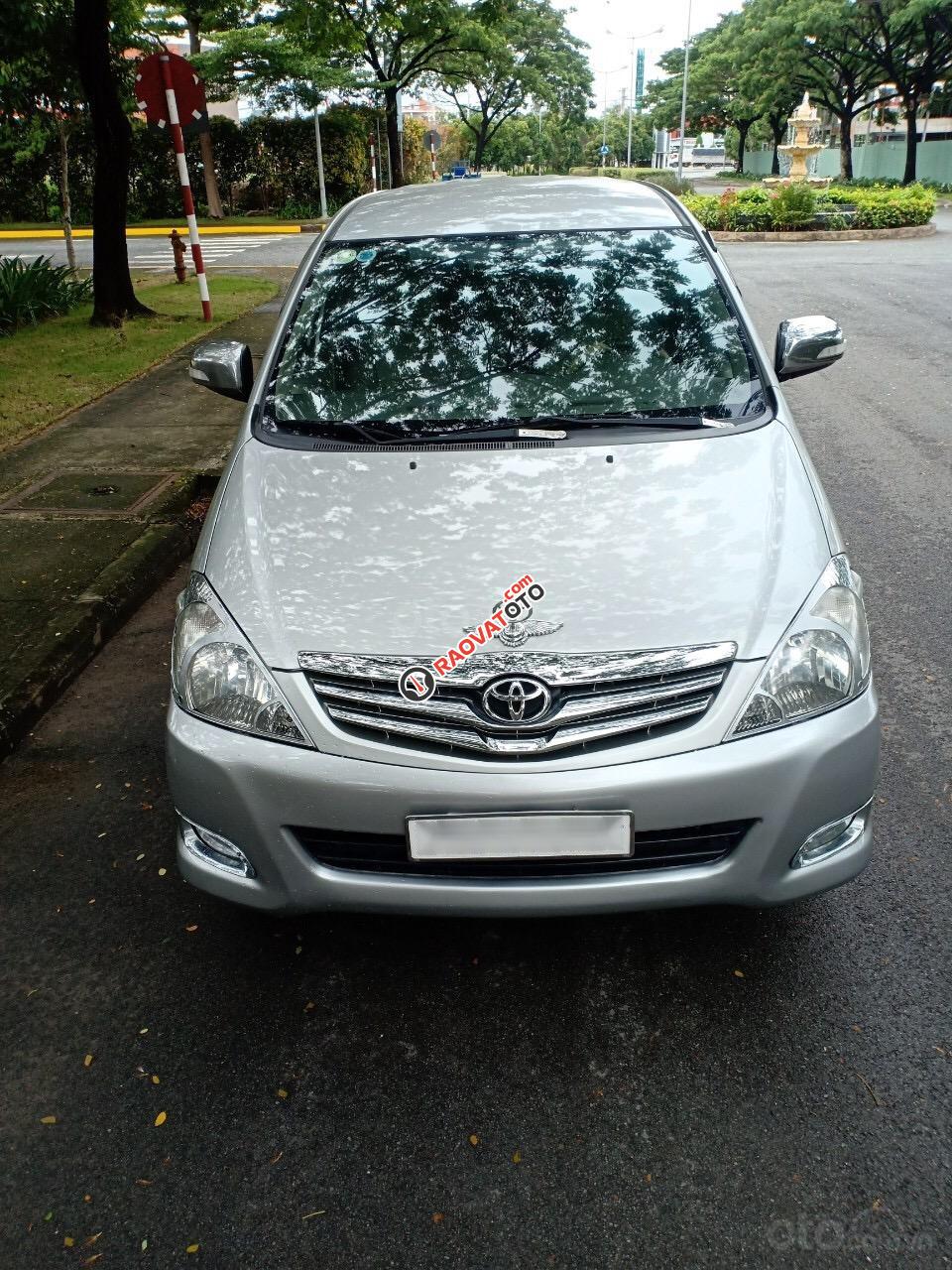 Bán xe Toyota Innova 2.0 2009, bản số tự động, nhà chạy cần bán 380 triệu-0