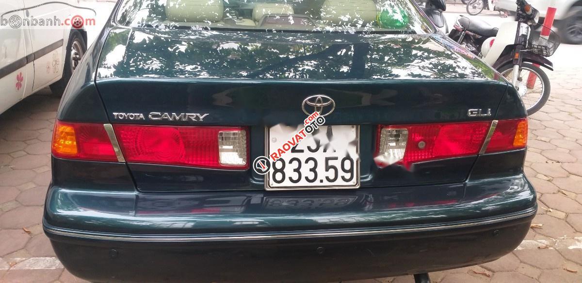 Bán Toyota Camry Gli đời 2001, máy 2.2 màu xanh dưa-3