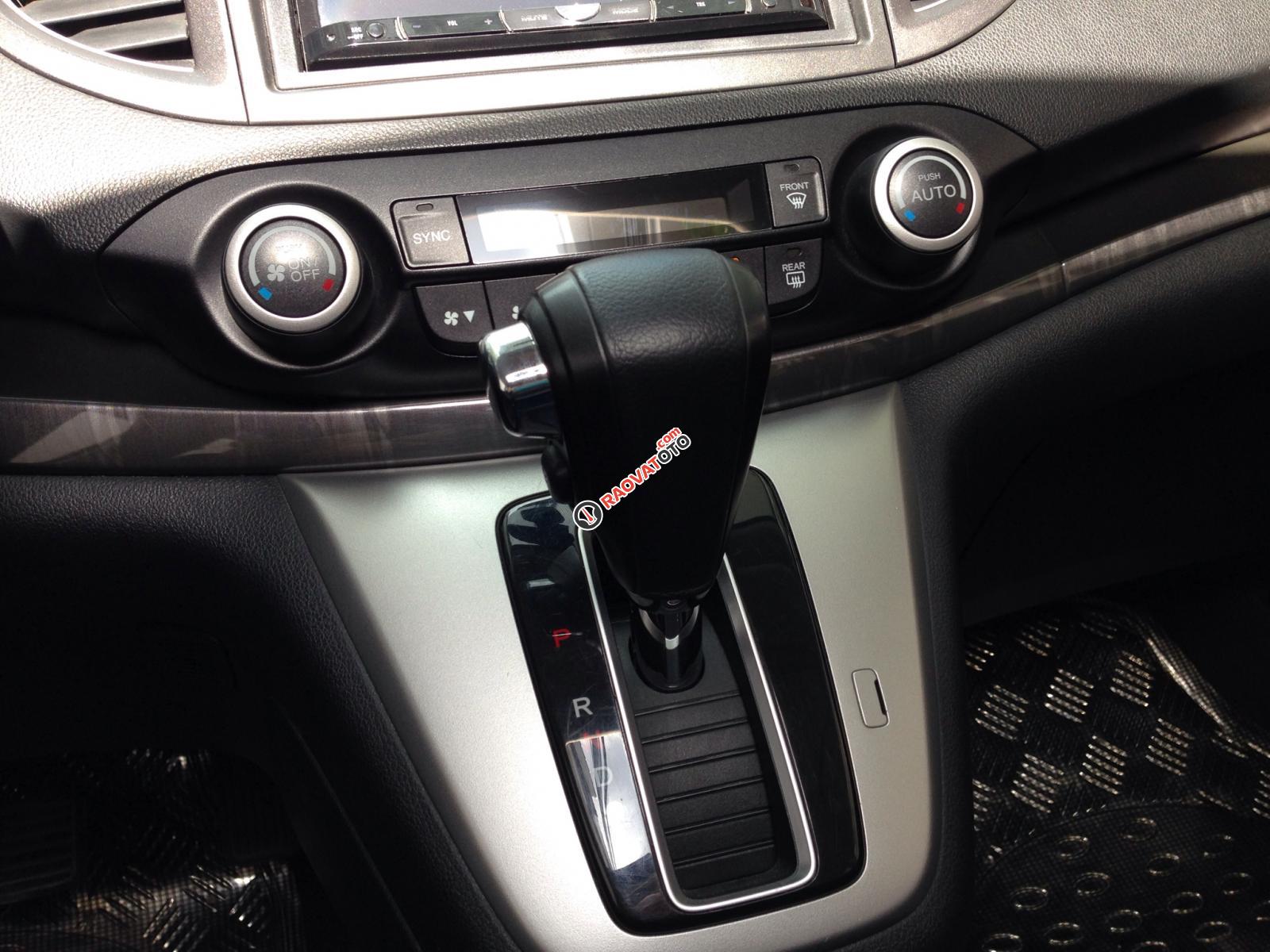 Cần bán xe Honda Crv 2015 số tự động, màu trắng, bản full-1