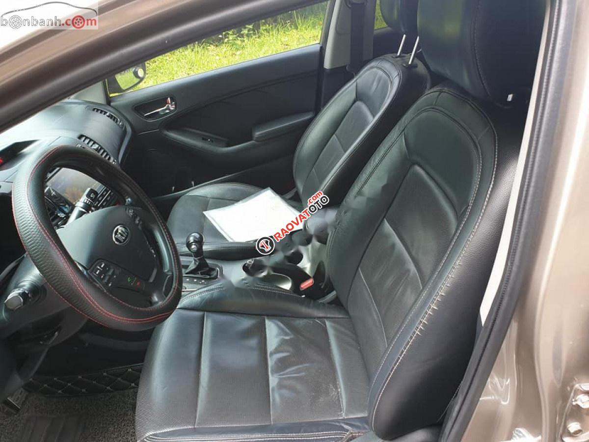 Cần bán xe Kia K3 1.6 AT năm 2013, màu xám-1