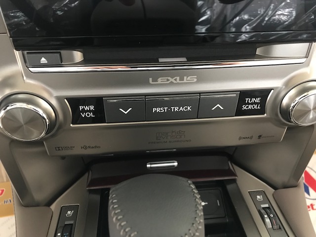 Cần bán Lexus GX460 Luxury màu đen, nội thất nâu, xe sản xuất 2019 phiên bản xuất Mỹ nhập mới 100%-11