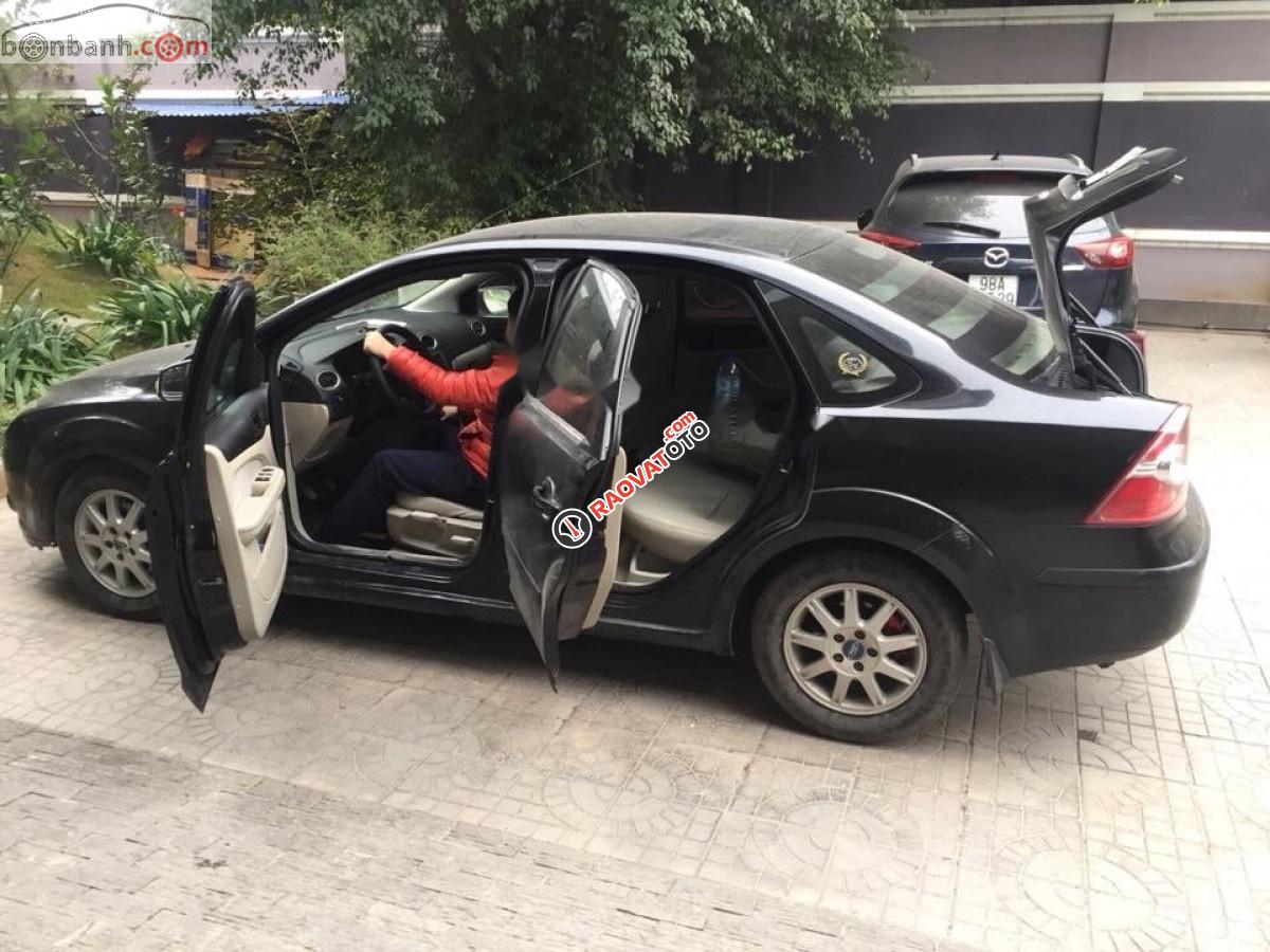 Cần bán lại xe Ford Focus 1.8 MT năm sản xuất 2007, màu đen, nhập Mỹ-5