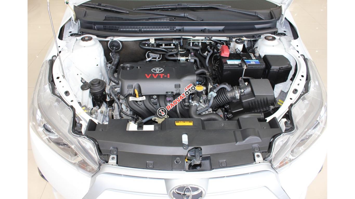 HCM: Toyota Yaris 1.3 AT 2015 - Xe màu trắng, trả trước chỉ từ 156 triệu-14