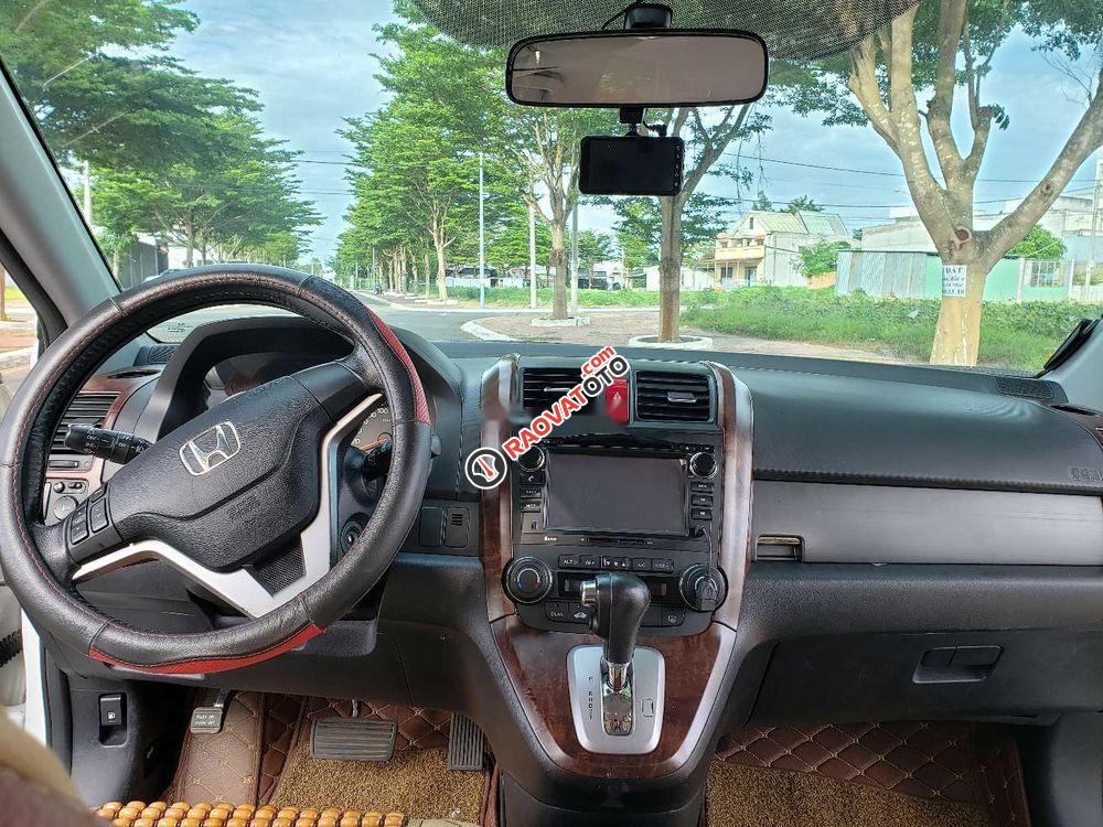 Gia đình bán Honda CR V 2.4AT đời 2009, màu trắng-3