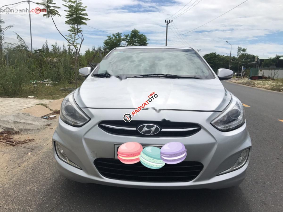 Bán Hyundai Accent Blu đời 2014, màu bạc, nhập khẩu nguyên chiếc số sàn-5