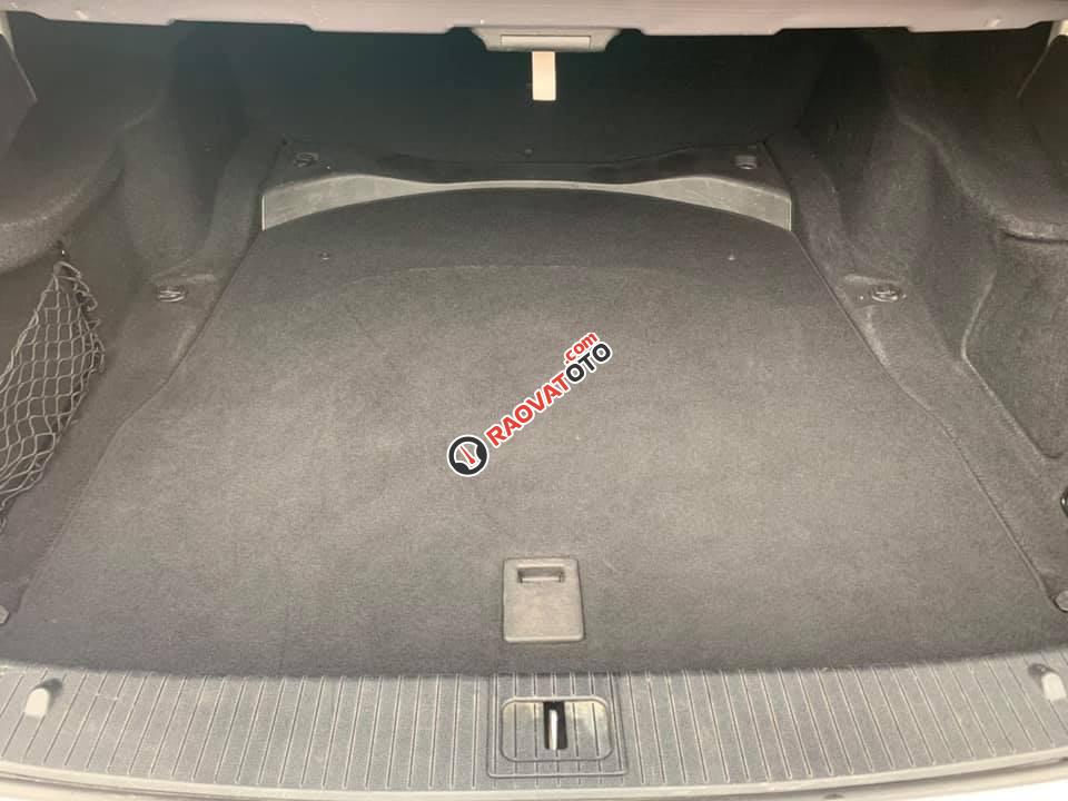Cần bán xe Mercedes E250 đời 2010 màu xám chính chủ xài kĩ-3