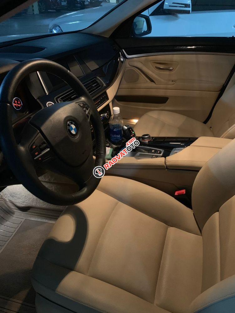 Chính chủ bán BMW 5 Series 520i 2014, màu trắng, nhập khẩu-0