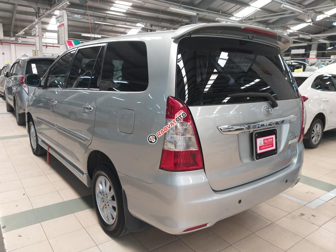 Bán Innova 2.0V 2012, màu bạc, bản cao cấp-6