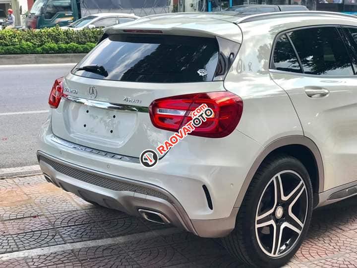 Hàng mới về Mercedes GLA250 4Matic 2014, màu trắng, xe nhập-4