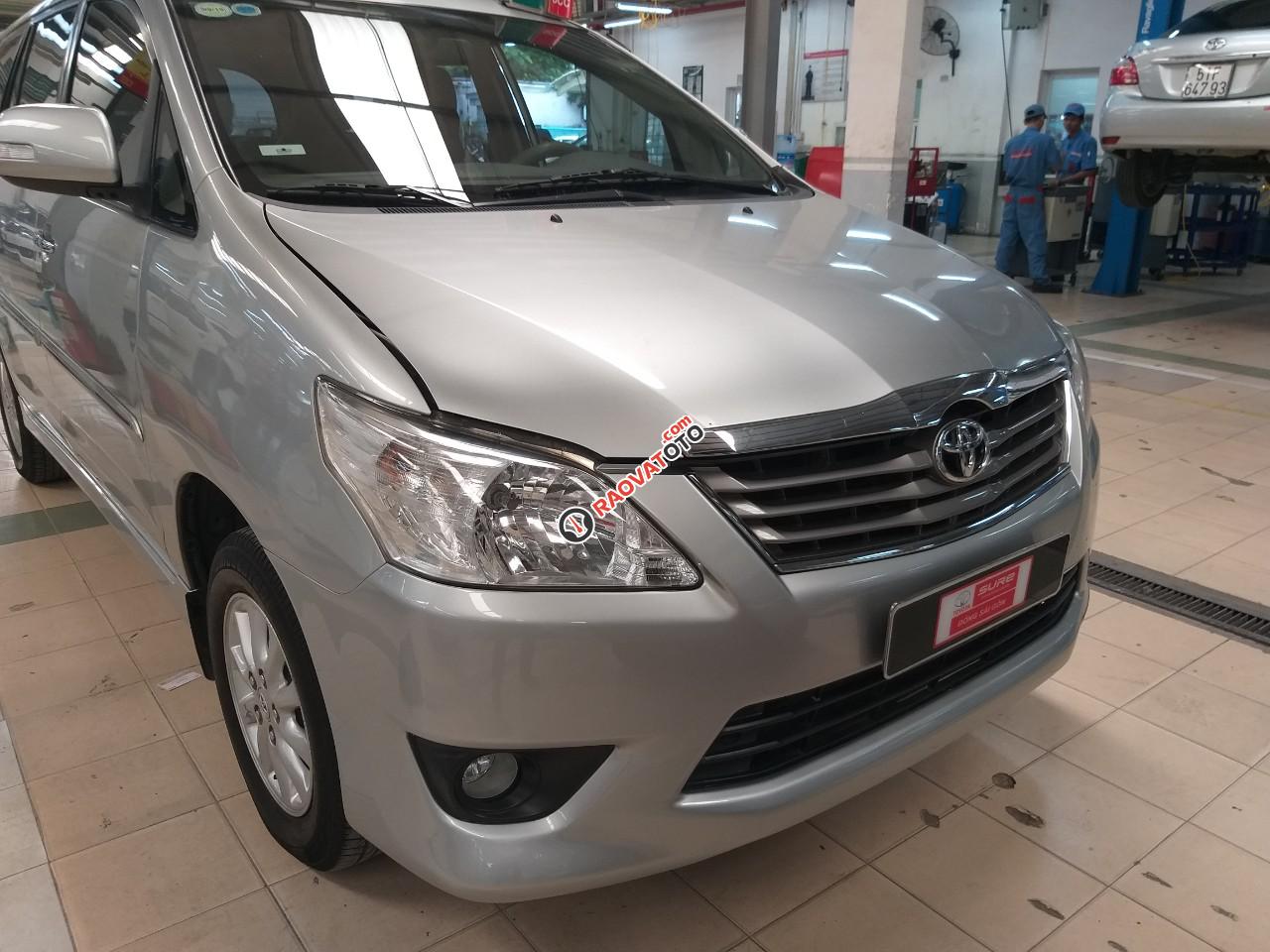 Bán Innova 2.0V 2012, màu bạc, bản cao cấp-0