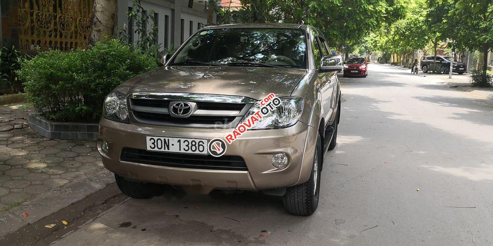 Chính chủ bán Toyota Fortuner SR5 đời 2008, màu vàng, nhập khẩu -0