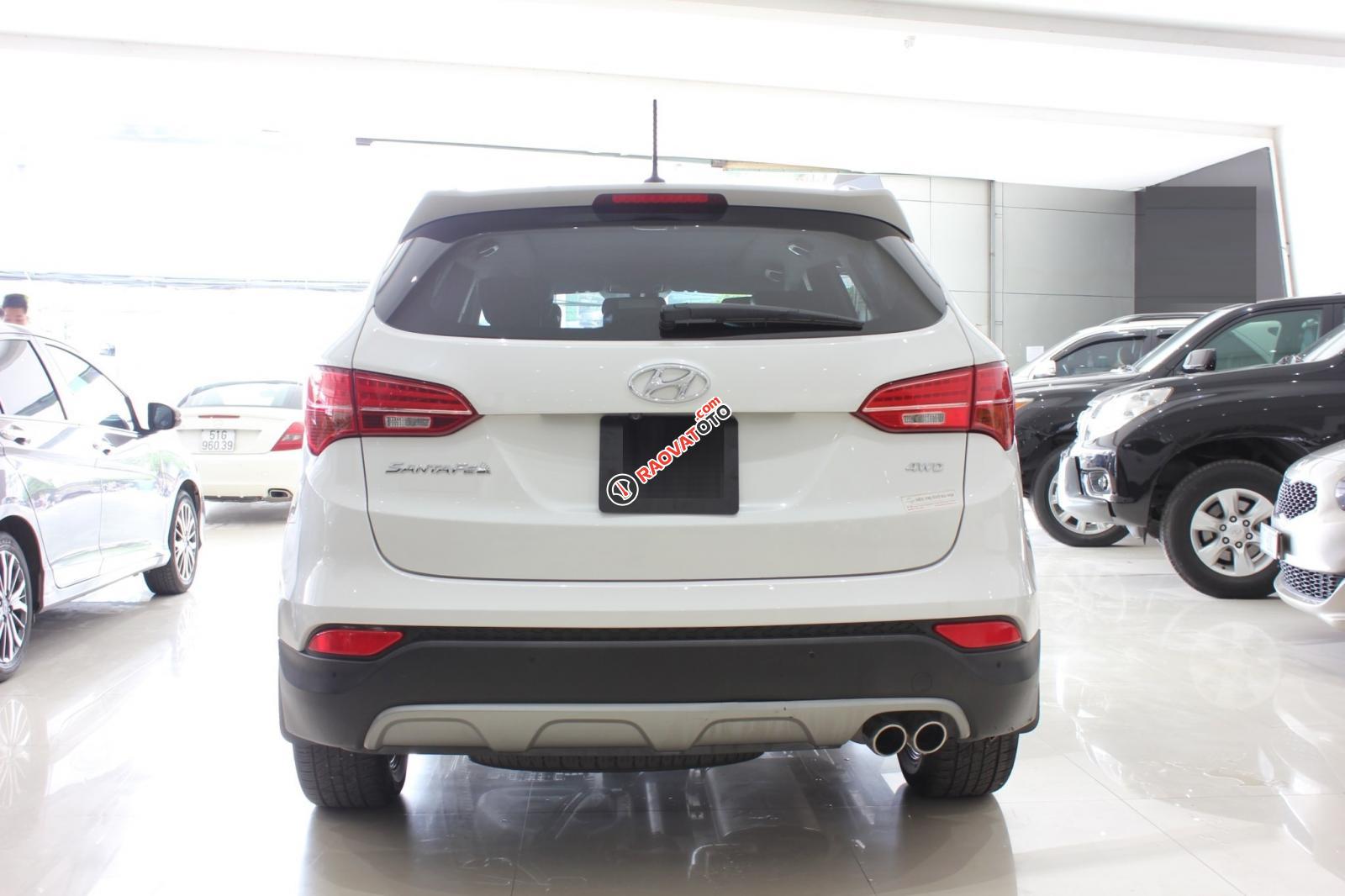 Bán xe Hyundai Santa Fe 4WD 2015, màu trắng, giá 870tr-9