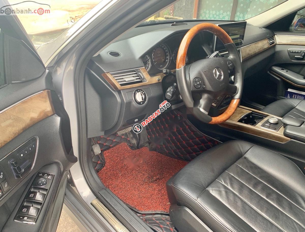 Chính chủ bán Mercedes E300 sản xuất năm 2009, màu xám-8