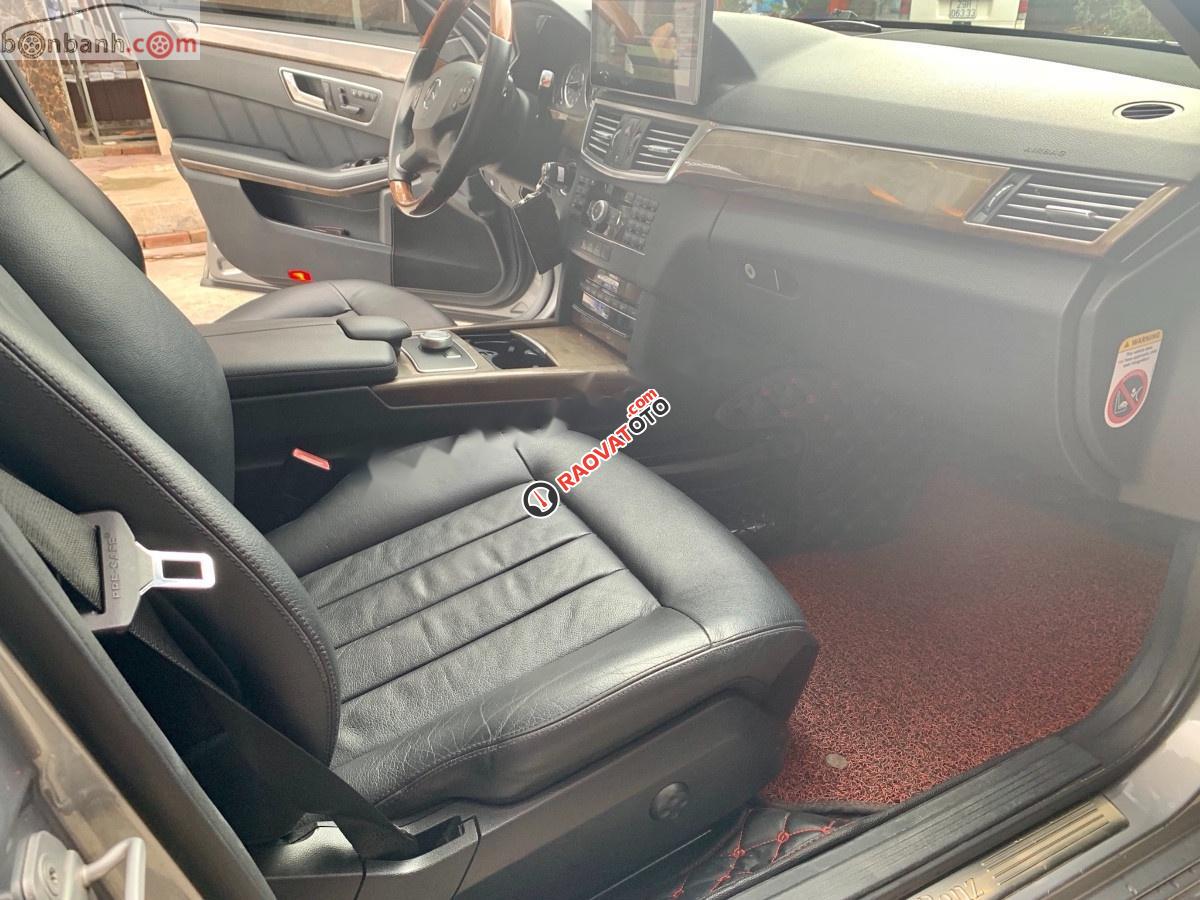 Bán Mercedes E300 đời 2009, màu xám giá cạnh tranh-0