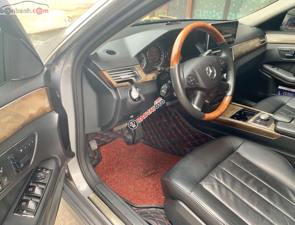 Bán Mercedes E300 đời 2009, màu xám giá cạnh tranh-1