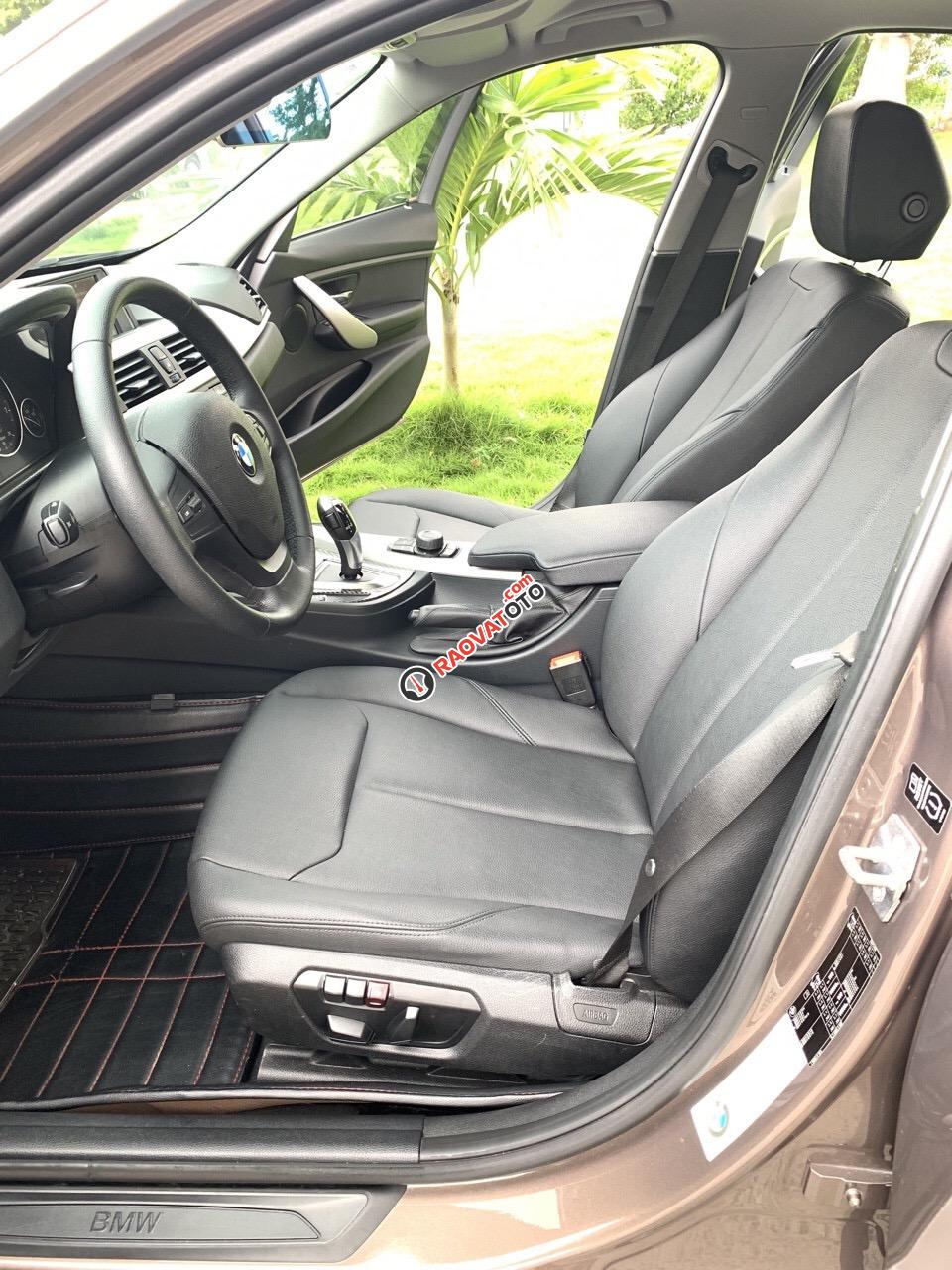 Bán BMW 320i sản xuất 2014, xe đẹp đi ít bao kiểm tra tại hãng-7