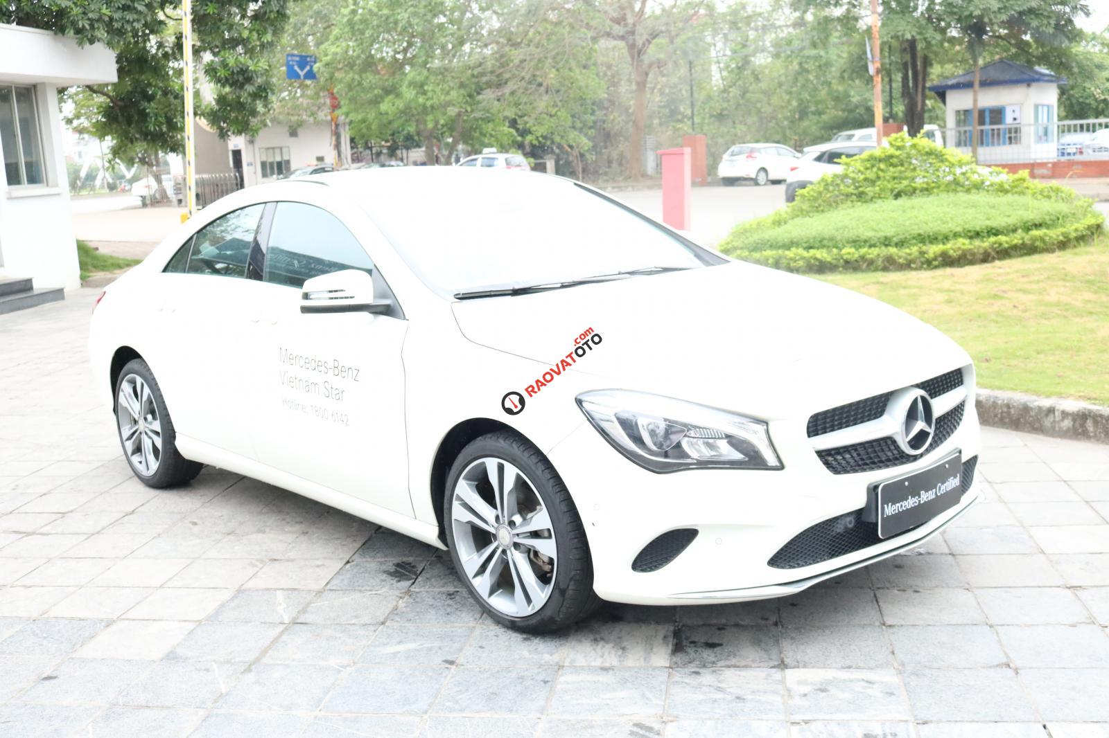 Bán Mercedes CLA200 đời 2017, màu trắng, NK nguyên chiếc. LH 0985445522-0