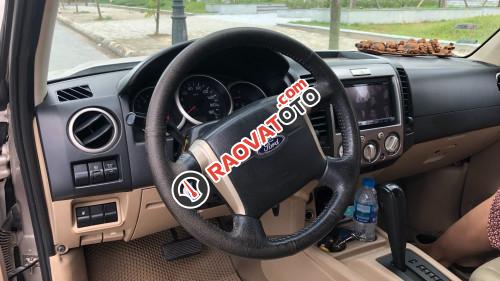 Cần bán gấp Ford Everest 2.5 AT sản xuất 2010  -9