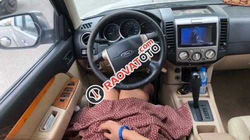 Cần bán gấp Ford Everest 2.5 AT sản xuất 2010  -8