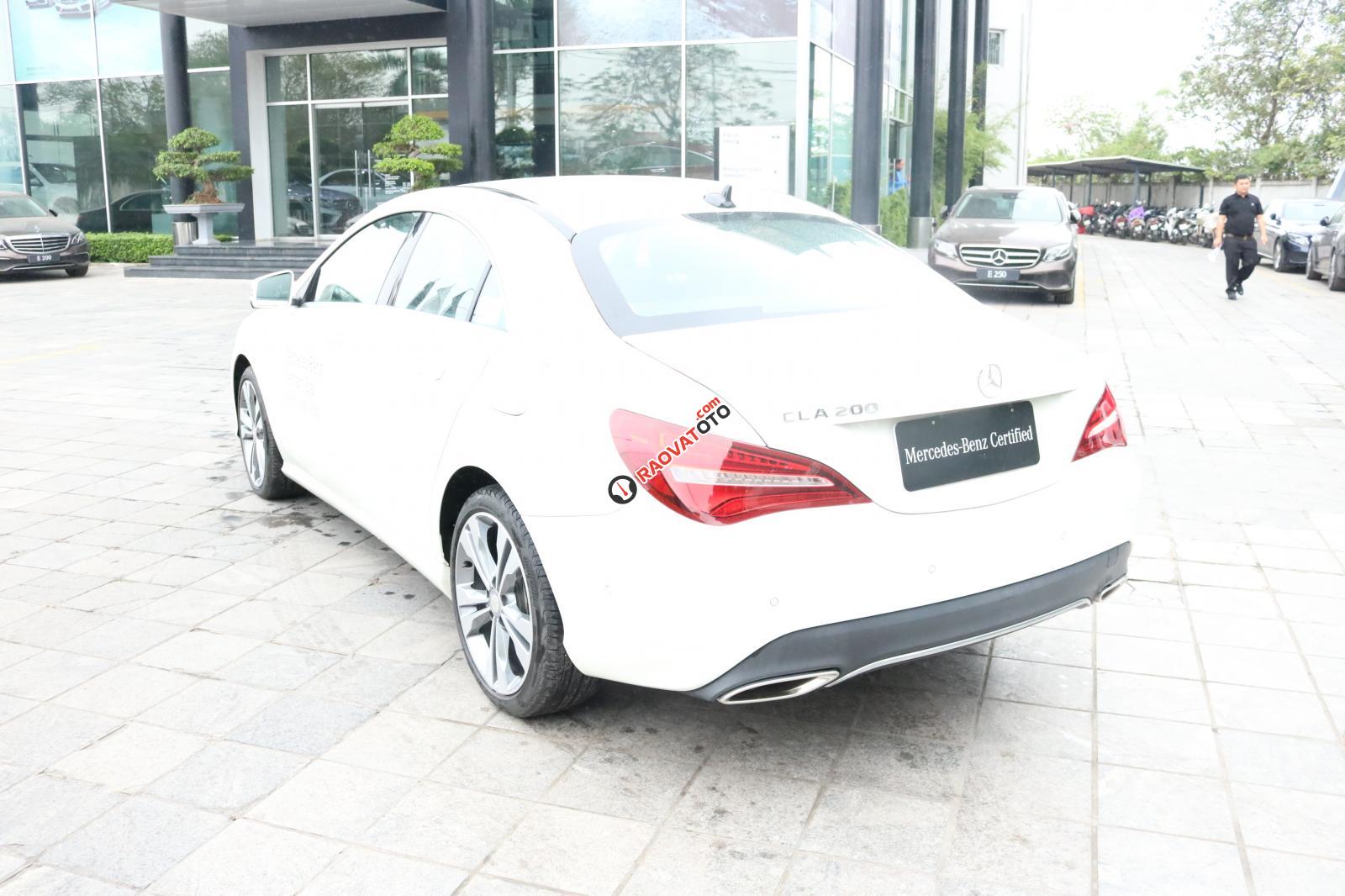 Bán Mercedes CLA200 đời 2017, màu trắng, NK nguyên chiếc. LH 0985445522-2