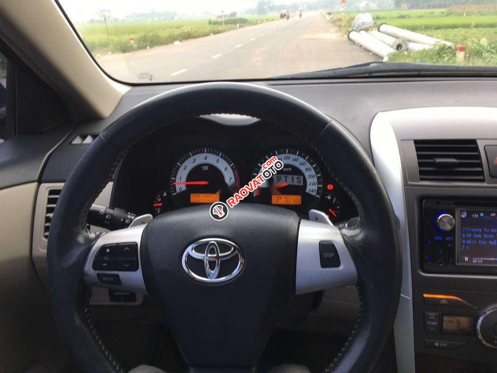 Bán Toyota Corolla altis năm 2011, màu đen, xe đi giữ gìn, biển Hà Nội-4