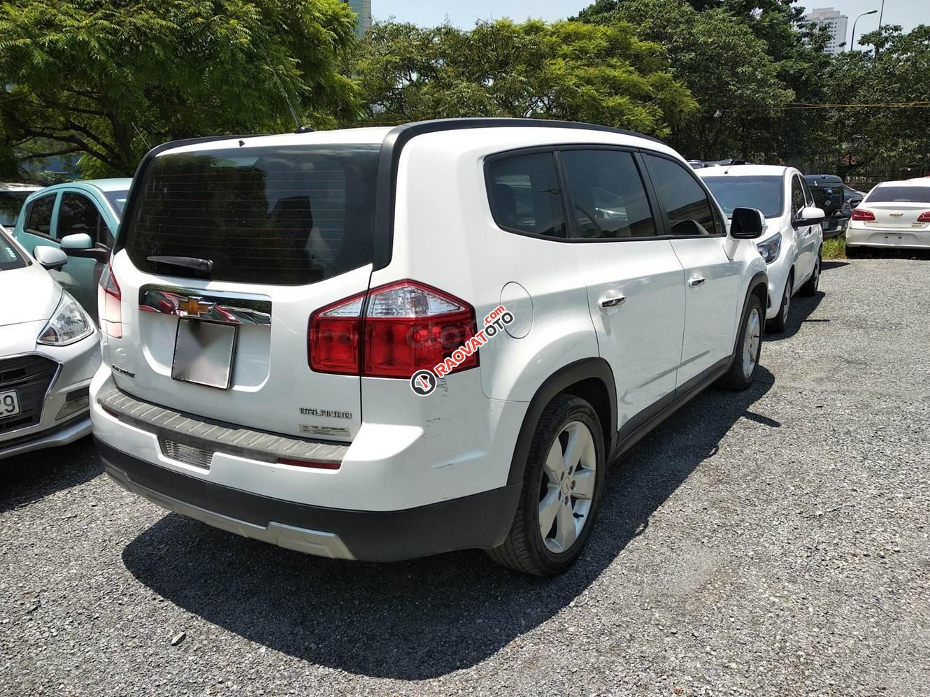 Chevrolet Orlando 2017 số sàn, BKS 36A, xe 7 chỗ đẹp-2