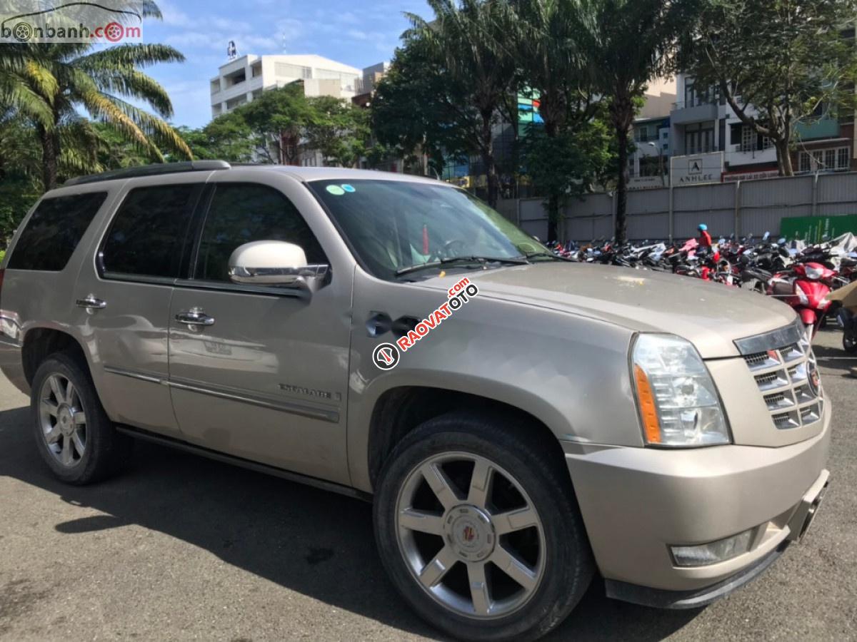 Cần bán gấp Cadillac Escalade 6.2 V8 sản xuất 2007, nhập khẩu nguyên chiếc, chính chủ-3