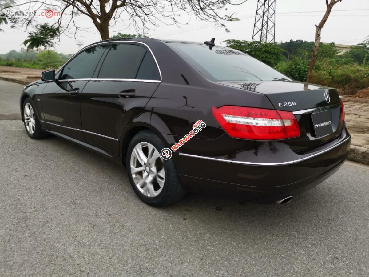Bán Mercedes E250 sản xuất 2010, màu đen, biển số HN tên cá nhân - Odo 8 vạn km-5
