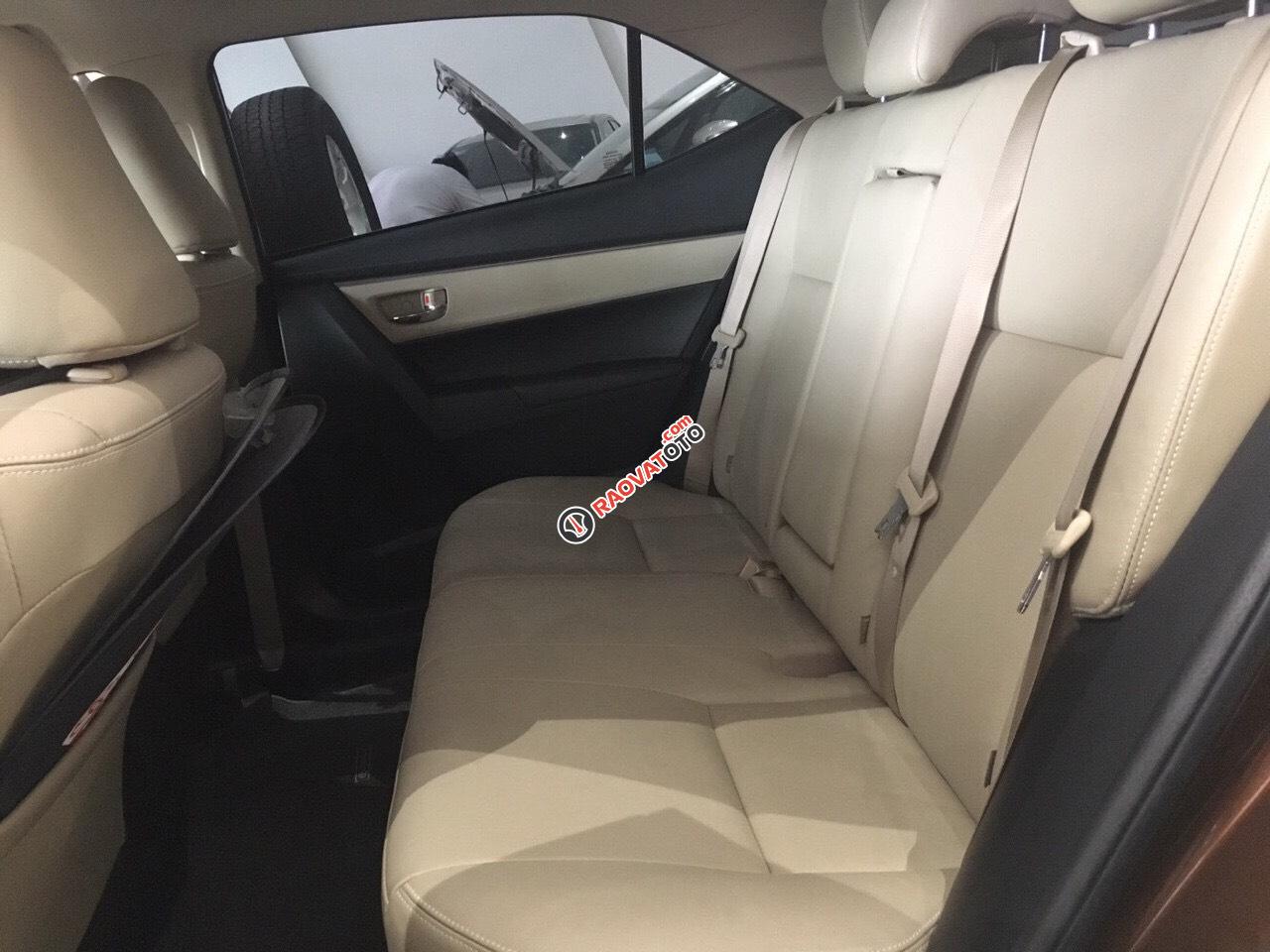 Bán Toyota Corolla altis 1.8 2016, chuẩn xe lướt 6000km-7