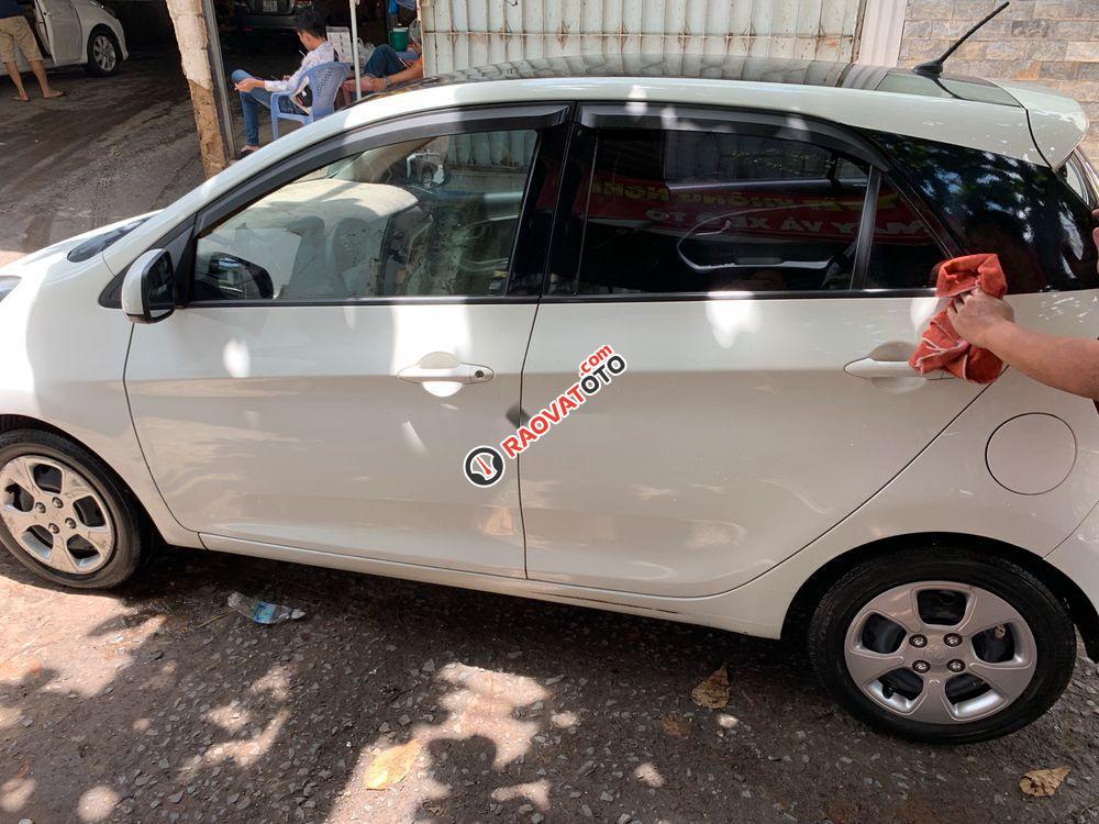 Cần bán lại Kia Morning 1.0 năm sản xuất 2016, màu trắng-1