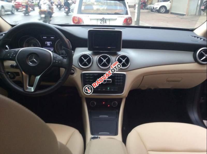 Bán xe Mercedes GLA200 SX 2015, màu nâu, nhập khẩu, chính chủ nữ đi-4
