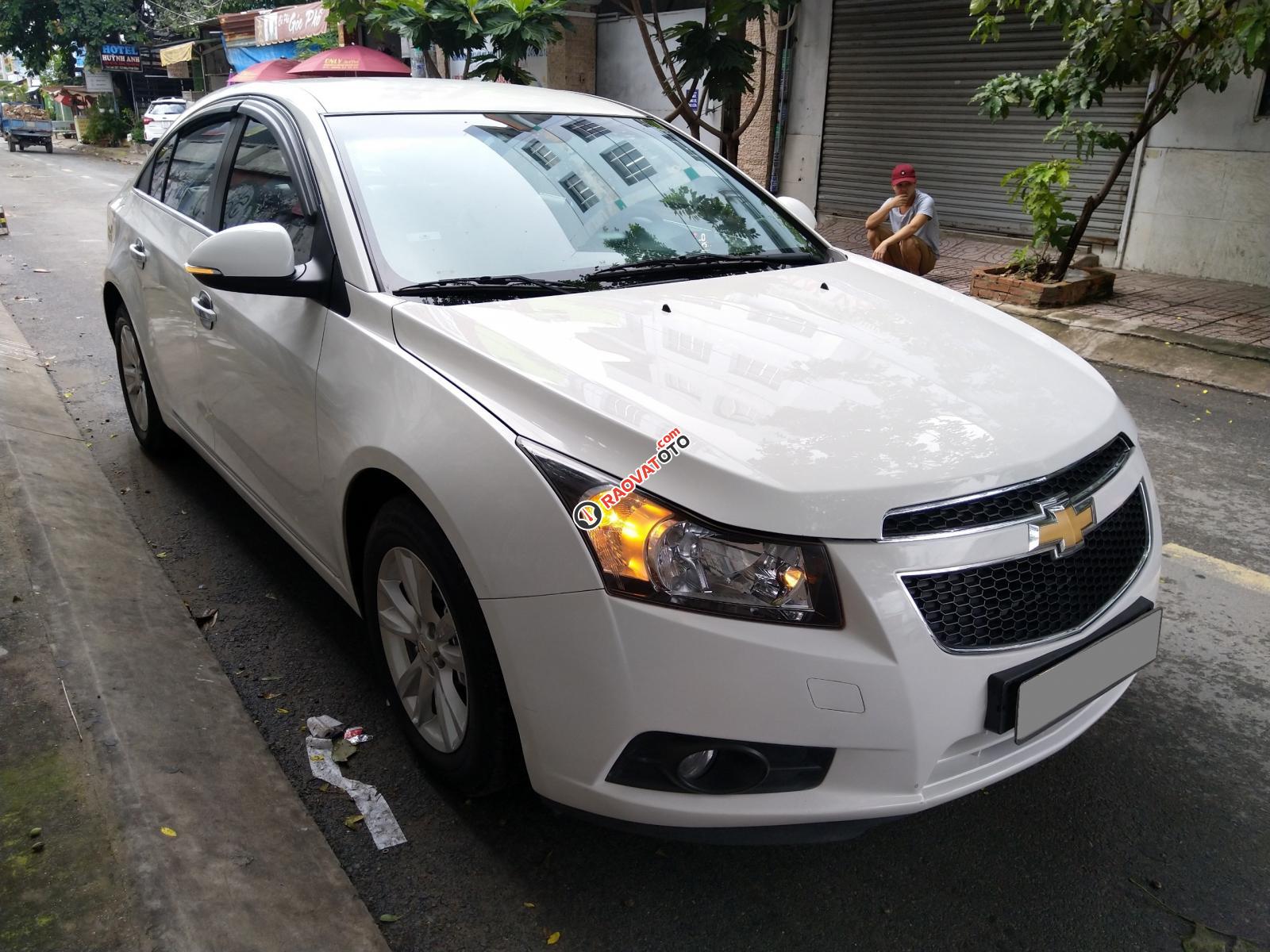 Mình bán Chevrolet Cruze LT 2016 màu trắng số sàn đi kỹ-0