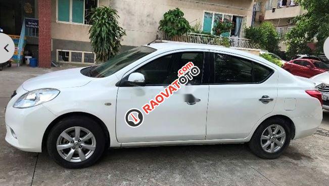 Bán xe Nissan Sunny XV cuối 2015, màu trắng, số tự động, full option-2