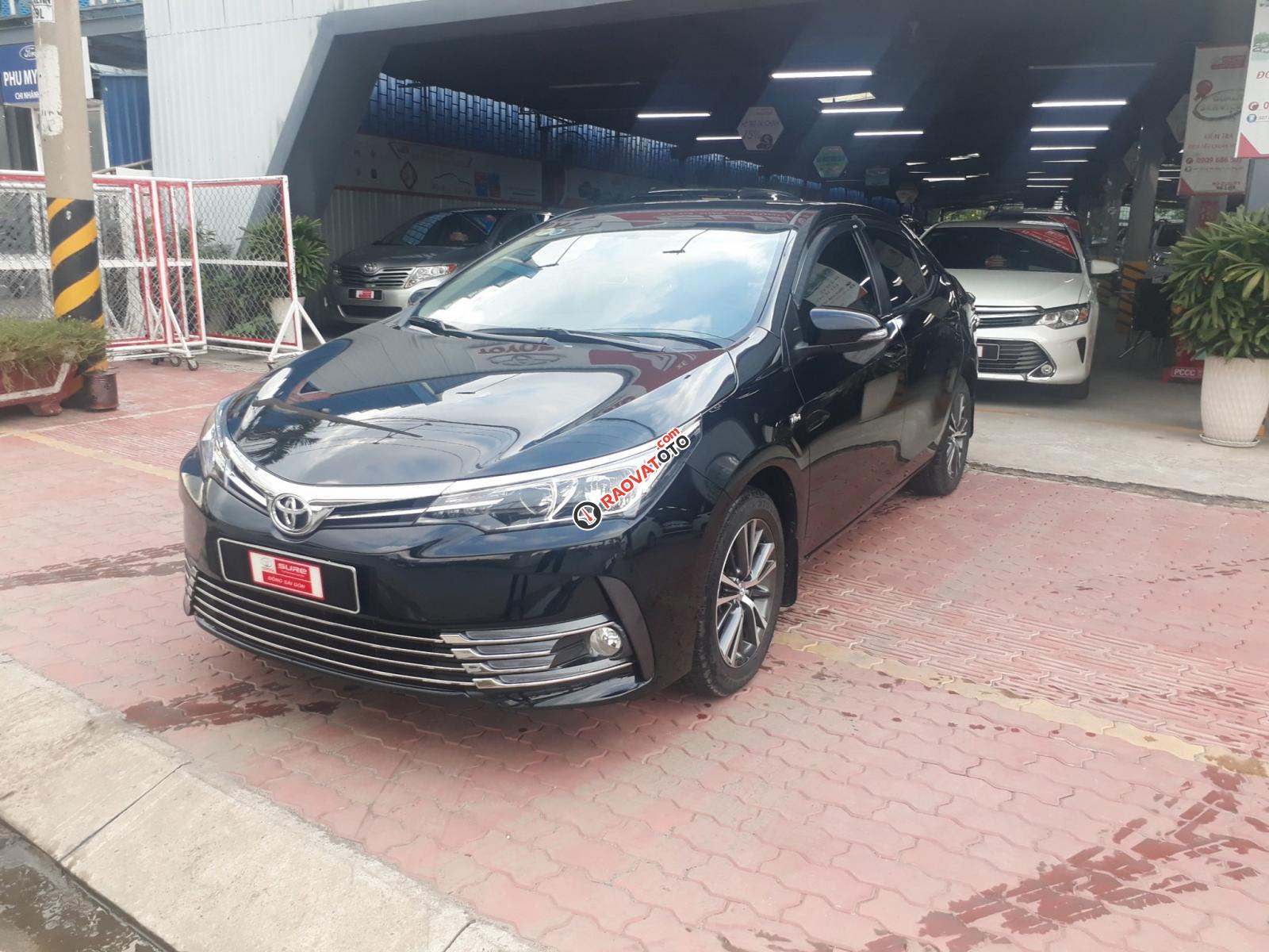 Altis 1.8G số tự động, màu đen, xe lướt 1.938km, đen đẹp đẽ-8